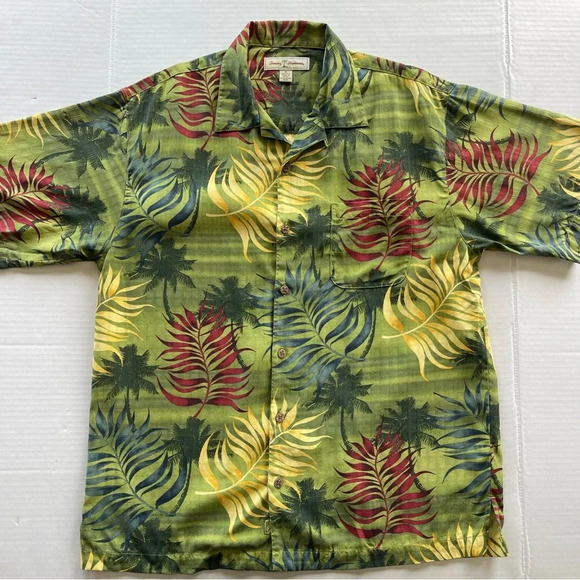 Tommy Bahama Silk Hawaiian Shirt Men's M Green Red Yellow Floral Button Up - Picture 1 of 10